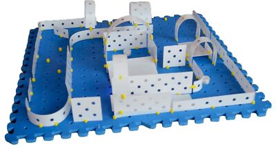 Construction Set: Create Mazes, Games, and Environments for Your Robots, Figu...