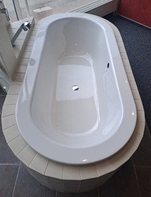Bette Starlet Oval-Badewanne als Duoform 185x85cm   UVP 2.014 EUR
