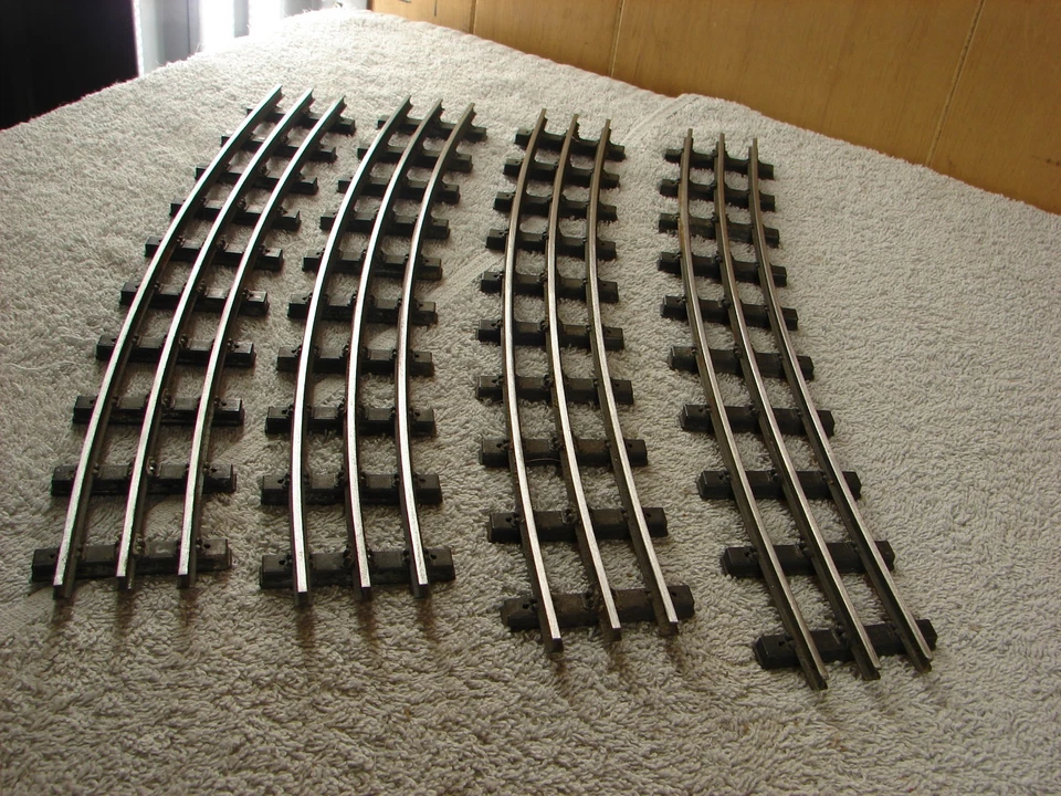 4 LIONEL 771 T-RAIL CURVE TRACK ONLY PREWAR NO CONNECTORS - Image 2 of 4