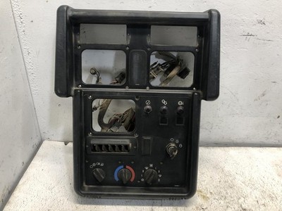 CAT D6N LGP Dash Panel - Used | P/N 1650225