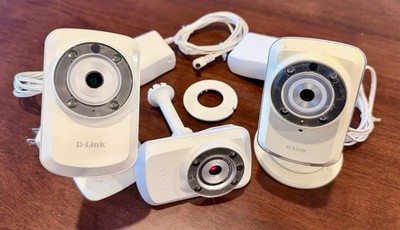 Lot of 3 | D-Link DCS-932L  & 933L Cameras