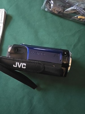 JVC Everio GZ-HM30 HD Camcorder Blue 40x Optical Zoom Face Detection PLEASE READ