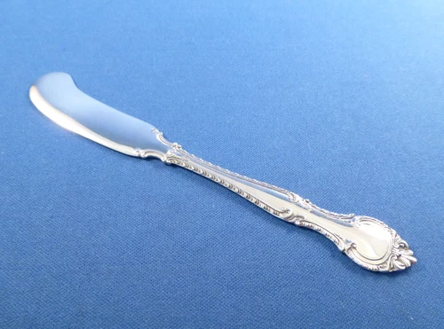 ENGLISH GADROON-GORHAM STERLING FLAT HANDLE BUTTER SPREADER(S)