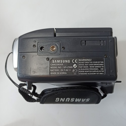 Samsung VP-L750D PAL 8mm Camcorder Hi8 with Charger / Remote / Strap - Working - Picture 13 of 18