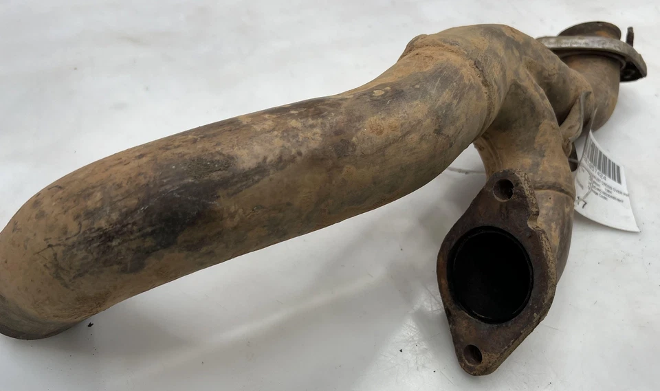 Tubo cruzado de escape Dodge 3,6 L para Caravan Journey 200 OEM 68034400AI Foto 3 de 4