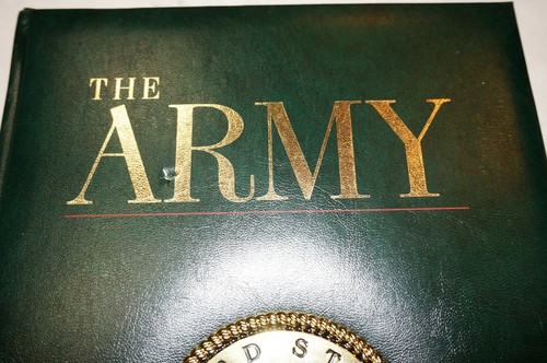 The Army The Army Historical Foundation 2012 352-Pages Hardcover Green Leather - Picture 2 of 12