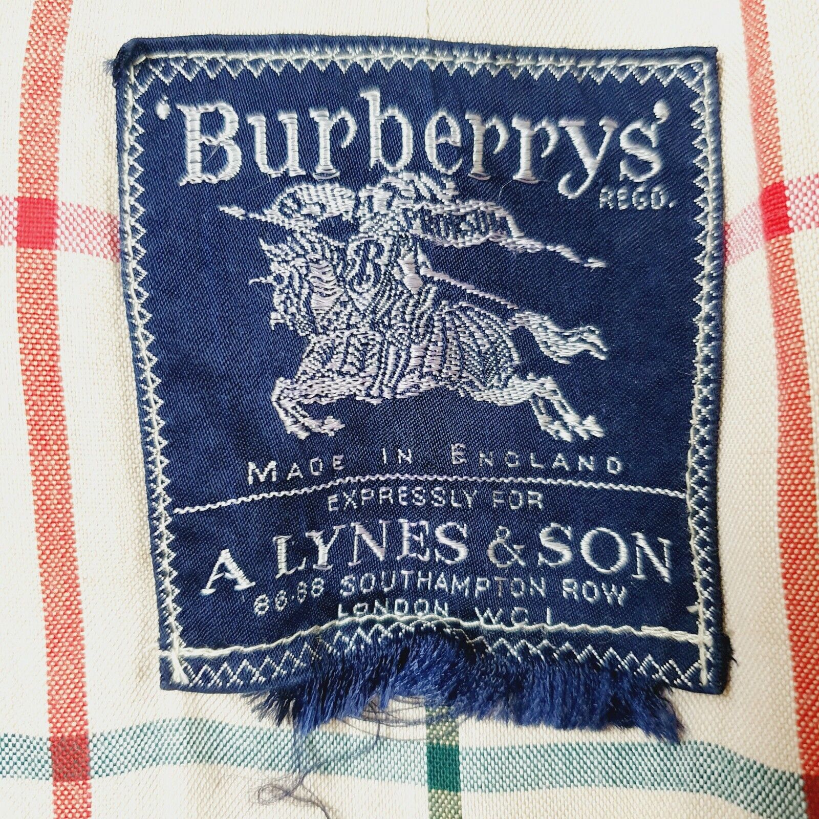 Vintage Burberrys Trench Coat Mens? Womens? Beige… - image 7