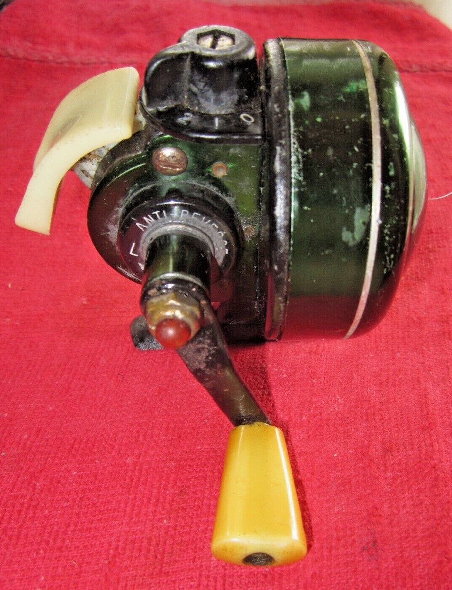 VINTAGE JOHNSON CENTURY 100B CLOSED FACE SPINCAST FISHING