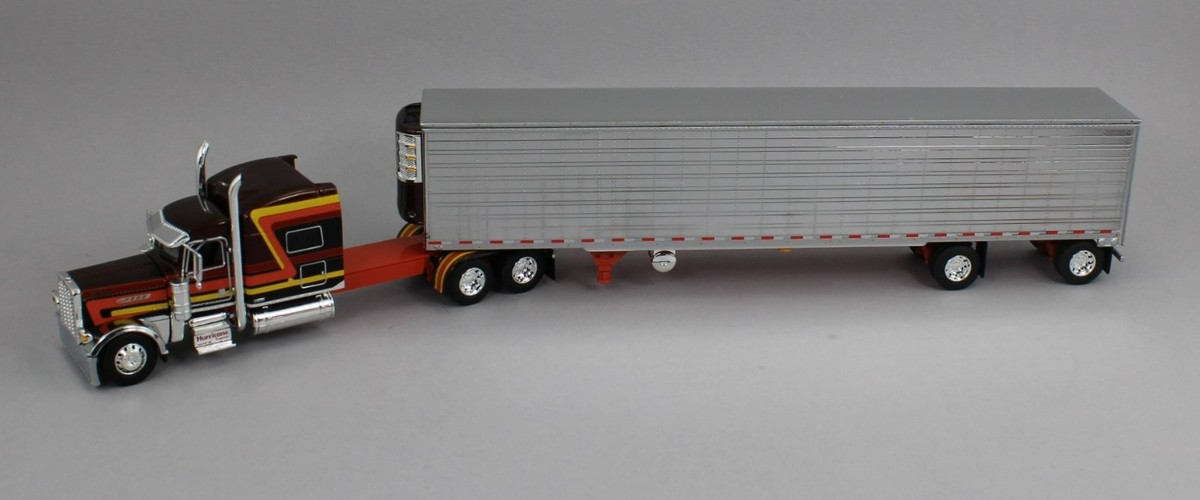 DCP 1:64 *BIG RIGS SERIES 2 #4* HURRICANE EXPRESS Peterbilt 389 w