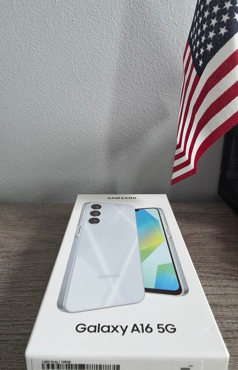 Samsung Galaxy A16 5G - 128 GB - Light Gray (Unlocked) for