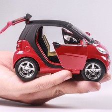 Modellino auto pressofuso in lega 1:32 Smart Fortwo pull back giocattoli bambini da collezione