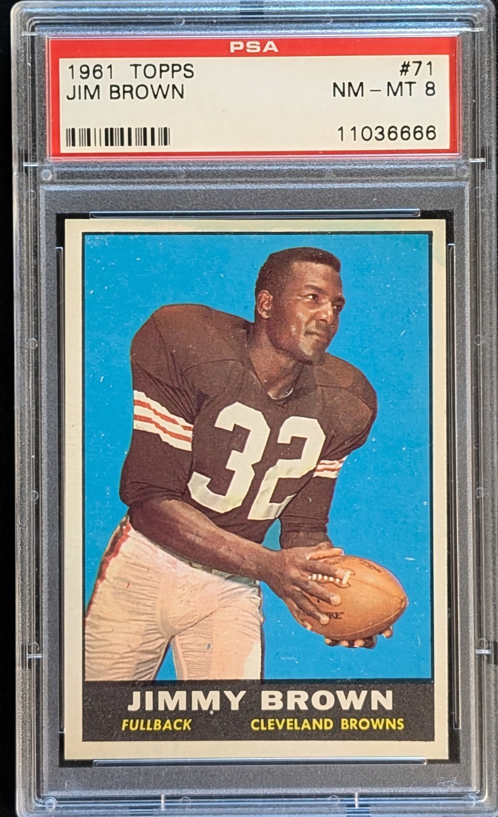 1961 Topps #71 JIM BROWN  --  PSA 8 NM-MT  -- HOF Cleveland Browns