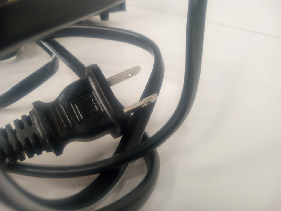 RadioShack RF Modulator Converter 15-1214 Very Good - Image 3 of 4