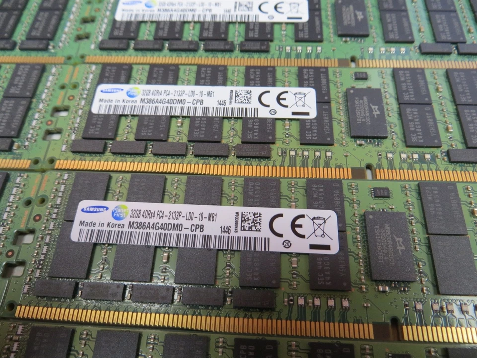 Lote de 8 Samsung M386A4G40DM0-CPB 32GB DDR4 PC4-2133P ECC Servidor RAM Foto 4 de 4