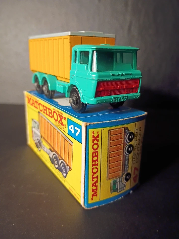 Matchbox Rare #47C DAF Tipper Container Truck AquaI Crisp Orig F2 Script Box - Image 4 of 4