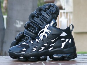 vapormax gliese black