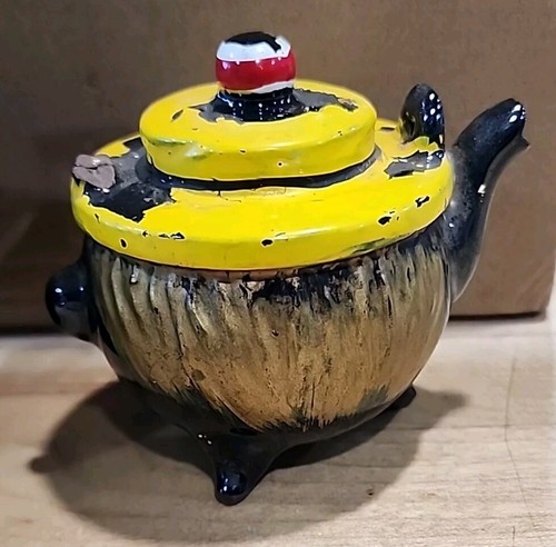 Clown Face Black Teapot Salt and Pepper Shakers With Wire Handles Black Yellow - Picture 9 of 13
