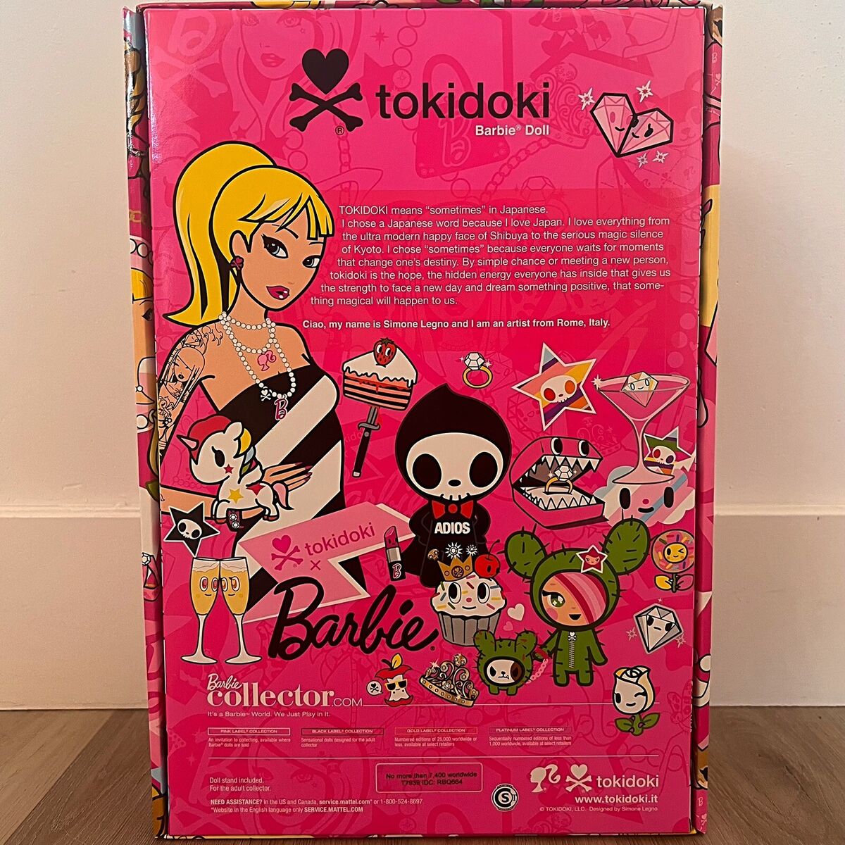 NRFB - MIB *RARE* Tokidoki Barbie® Gold Label 2011 with NRFB - MIB *RARE* Tokidoki Barbie® Gold Label 2011 with