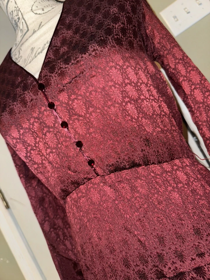 Vestido midi de seda vintage años 80 Umi Collections by Anne Crimmins en rojo rubí talla 4 Foto 2 de 4