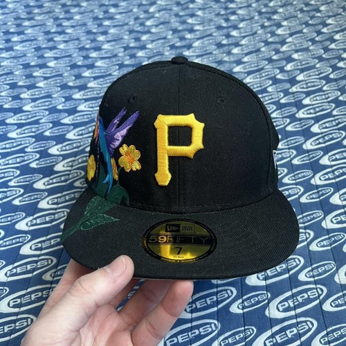 New Era Pittsburgh Pirates Blooming 59 Fifty Fitted Black Cap Hat MLB Size 7 - Picture 1 of 6