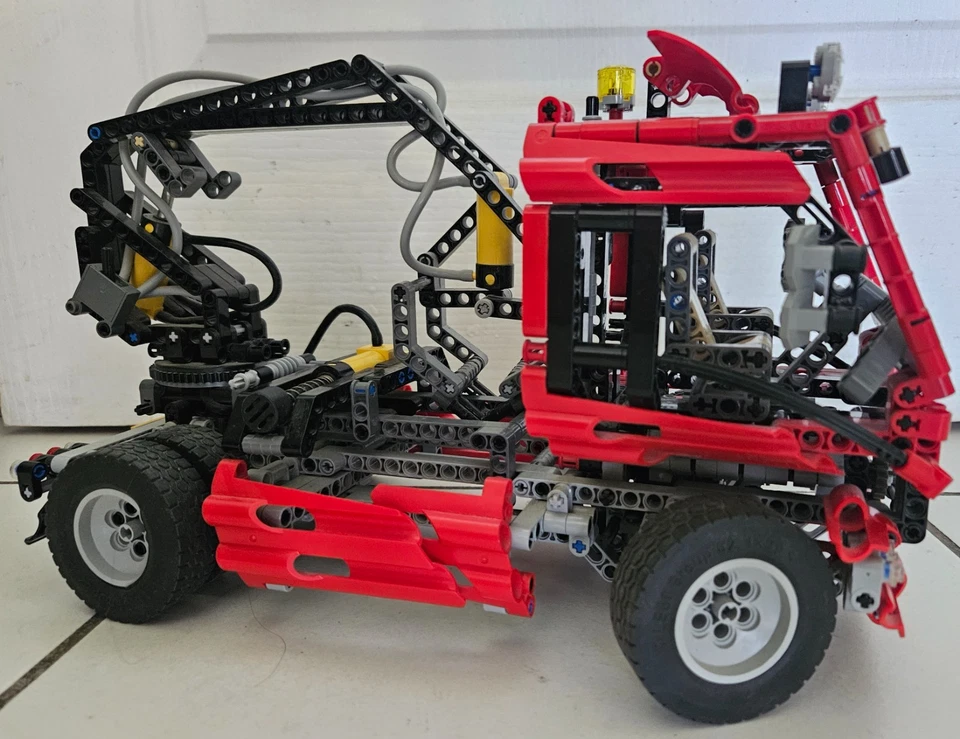 LEGO Technic 8436 Truck, photo 2 sur 2
