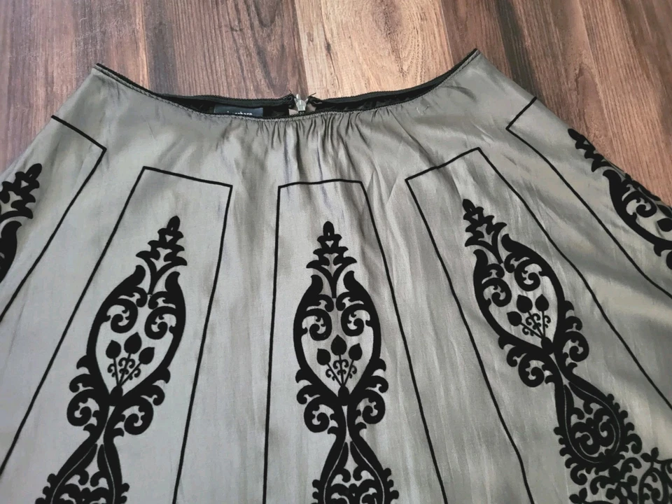 Vestido De Colección Granero Gris Negro Satinado Terciopelo Línea A Caprichoso Fairygrunge Falda 12 Foto 3 de 4