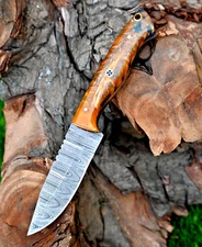 Custom HandMade Forged Damascus Steel Skinner Hunting Knife PineCone Resin UU 74
