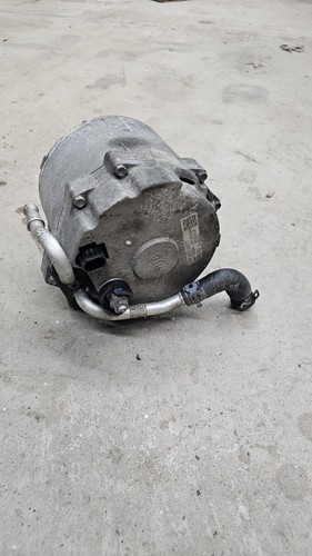 079903021T 2013-2015 Audi RS5 4.2L Alternator OEM 44K Miles - Picture 2 of 3