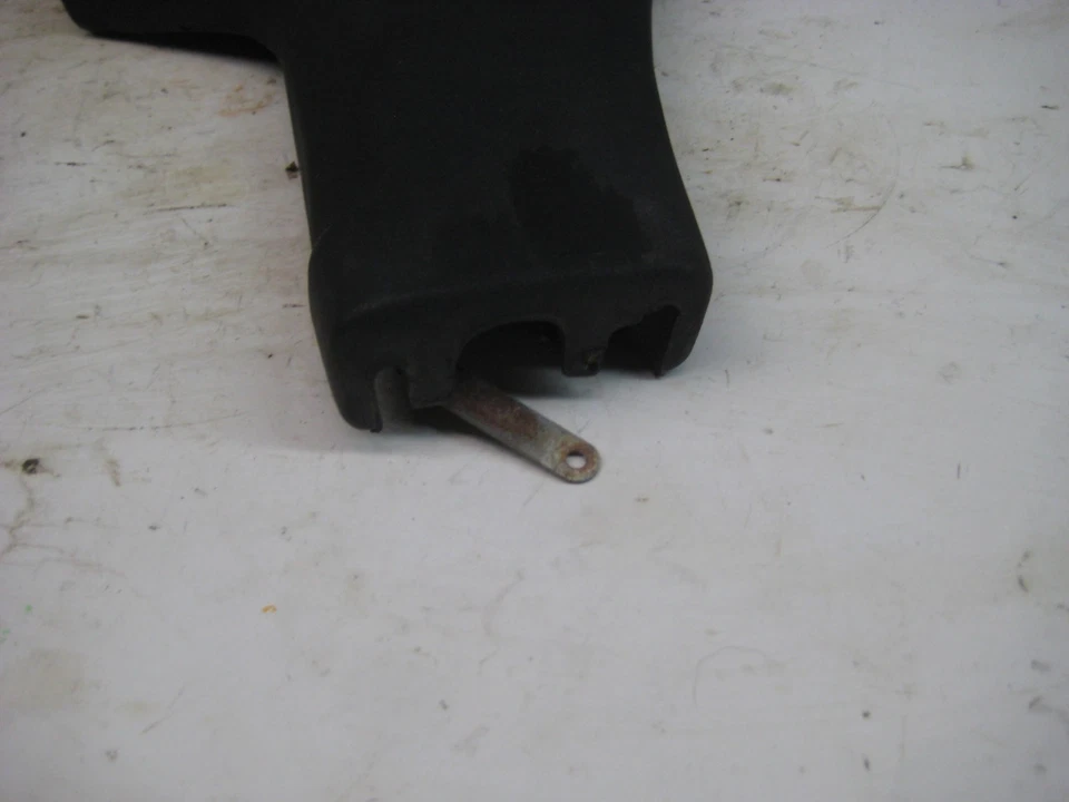 Vintage 1972? John Deere Snowmobile Handlebar Pad 300 400 500 JDX - Image 4 of 4