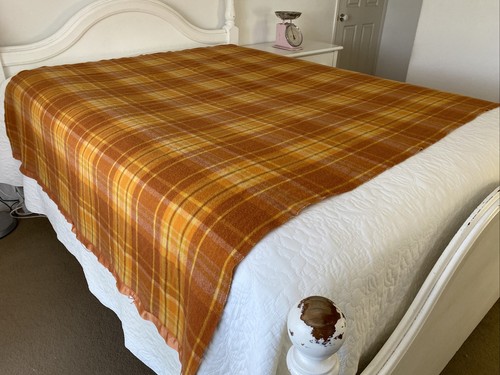 Vintage Walton’s Park Lane Pure Wool Blanket Orange Check Single 225 cm x 170 cm - Picture 9 of 13