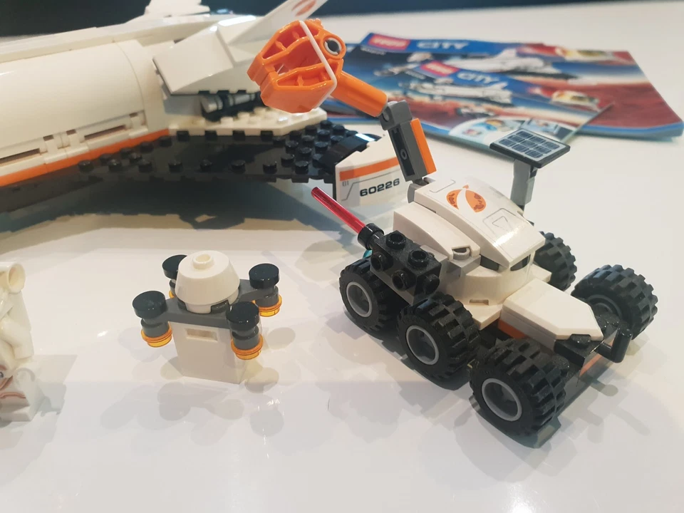 LEGO City 60226 Mars Research Shuttle, photo 3 sur 5