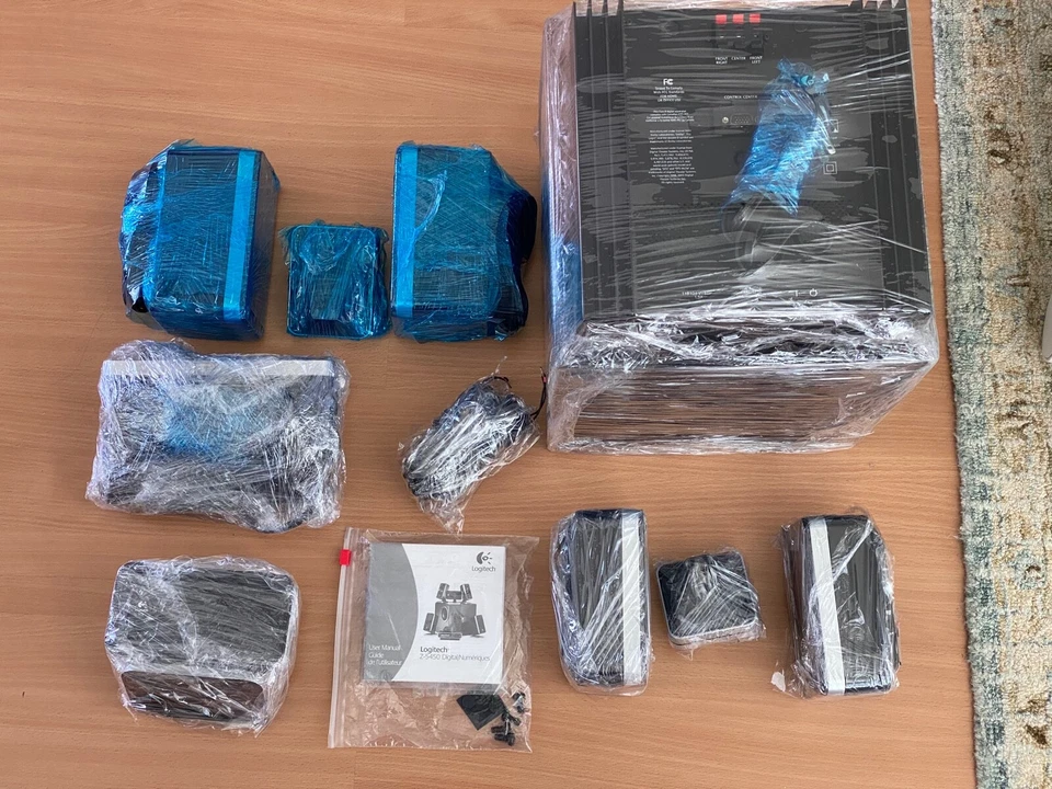 Logitech Z-5450 Digital 5.1 Surround Sound System with Wireless Rear Speakers - Image 2 of 4