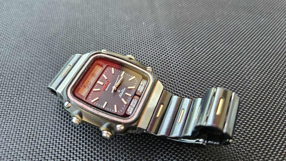 Seiko James Bond Silver Wave H357-5120 Men's Watch vintage Digital