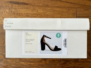 wide width square toe sandals