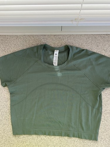 Lululemon Swiftly Tech kurzärmliges Shirt Gr. 10 2.0 neu mit Etikett olivgrün neu ohne Etikett