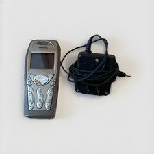 Nokia 3587i Cell Phone with Charger