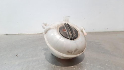 Audi A3 Sportback 8VA8VF Ausgleichsbehälter 5Q0121407G