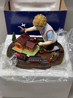 Pipka Kinder Christmas His New Train Figure Numbered Figure & Box Limited 2000