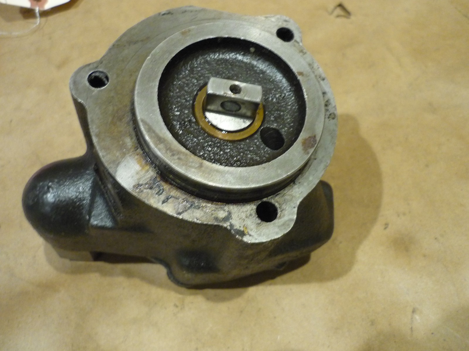 Ferrari 365,400.4001 - Vac Pump- P/N  100493