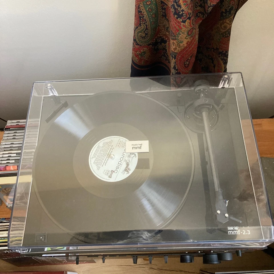 Music Hall mmf 2.3 Schwarz Plattenspieler (Goldring E3 !! ) - TOP - Bild 4 von 4