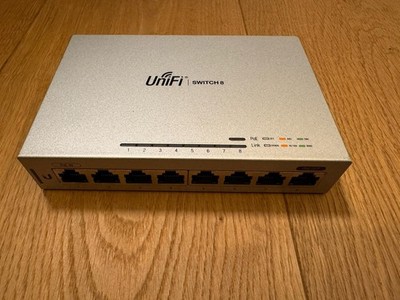 Ubiquiti Networks POE Switch UniFi US-8