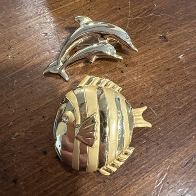 AAI Brooch Fish 2 Toned And Two Dolphins LOT Pin Signed