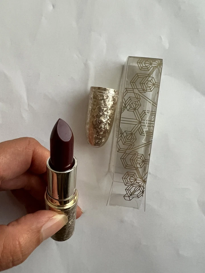 MAC LIPSTICK SNOWBALL  HOLIDAY LTD EDITION # Elle Belle FULL SIZE Brand New - Image 2 of 4