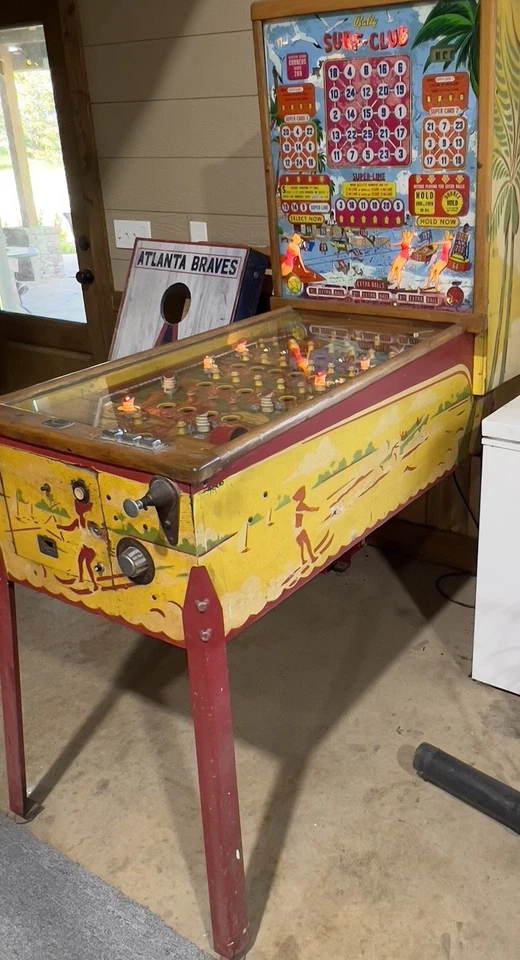 Máquina de Pinball Bally Surf Club Años 60 De Colección Bingo Arcade Luces Encendidas, Sin Jugar GA Foto 4 de 4