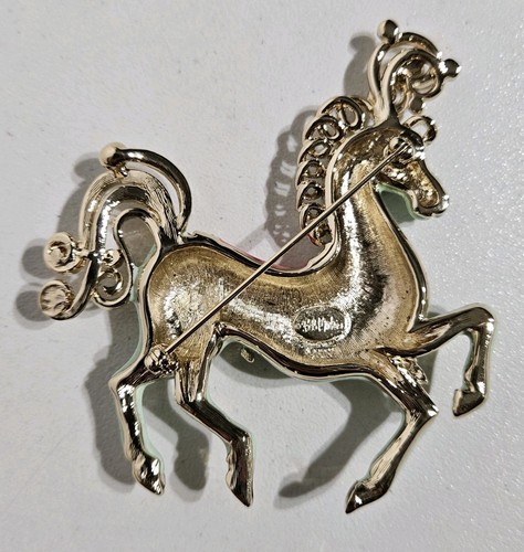 Raro Broche de Caballo Carrusel Esmaltado Verde y Rosa Bob Mackie ☆ Nuevo ☆ - Imagen 3 de 15