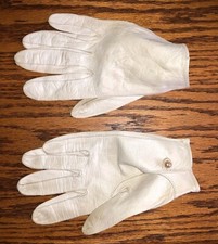 VINTAGE Short Formal NYLASUEDE GLOVES IVORY SIZE 6.5 6 1/2 Silk Pearl Buttons