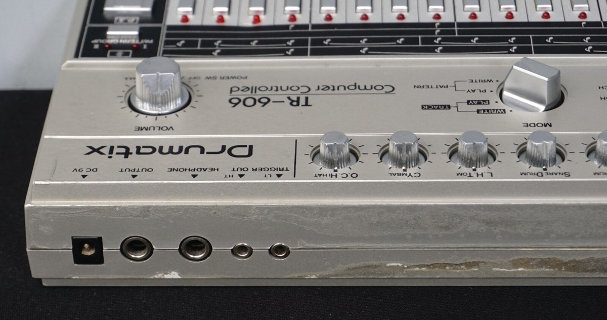 Roland TR-606 Drumatix ドラムマシン ペダル付き Roland TR-606