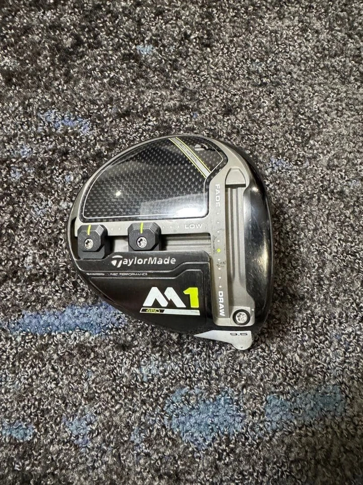 Taylormade M1 9.5 degree 460cc Golf Driver Head only w/cover - Image 2 of 4