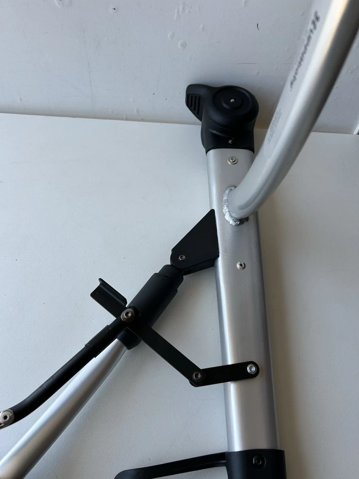 UppaBaby Vista Frame Only Silver Stroller Foldable Collapsing Genuine - Image 4 of 4