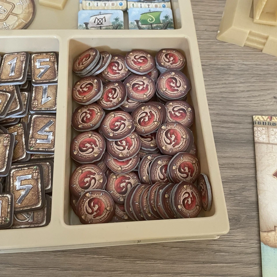 Cleopatra & the Society of Architects Board Game 1 Missing Piece Playable/Parts - Image 4 of 4